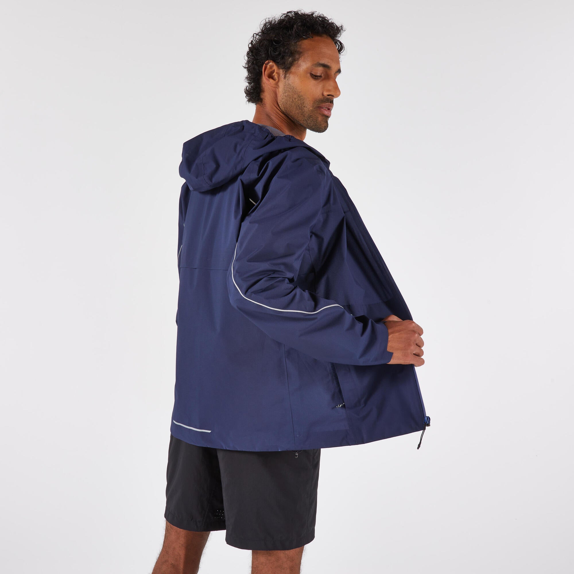 Kiprun Men's 500 Waterproof Trail Running Jacket - Image 2
